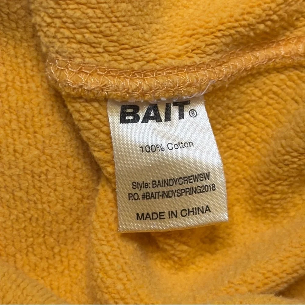 BAIT Yellow Sweatshirt Mens Size Small - Picture 7 of 8